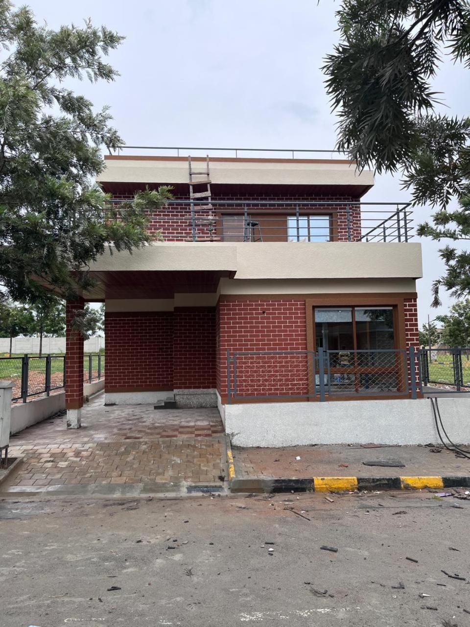 Sandstone Villa Mysore Bagian luar foto